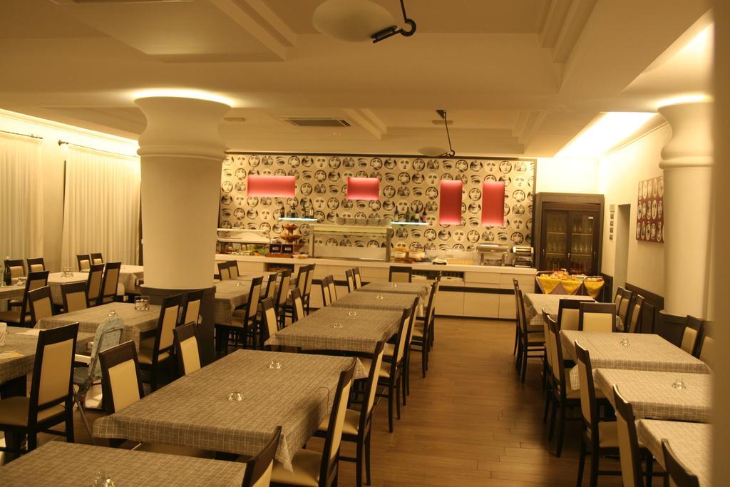 Hotel Stanchini Bellaria-Igea Marina Exterior photo